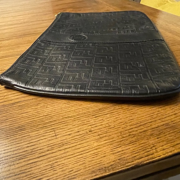 Fendi embossed leather vintage clutch ~ circa 1990 - Picture 5 of 10